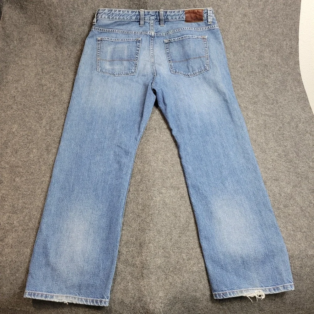 Tommy Bahama Jeans Mens 40X30 Blue Faded Standard Fit Straight Leg Vacation Vibe